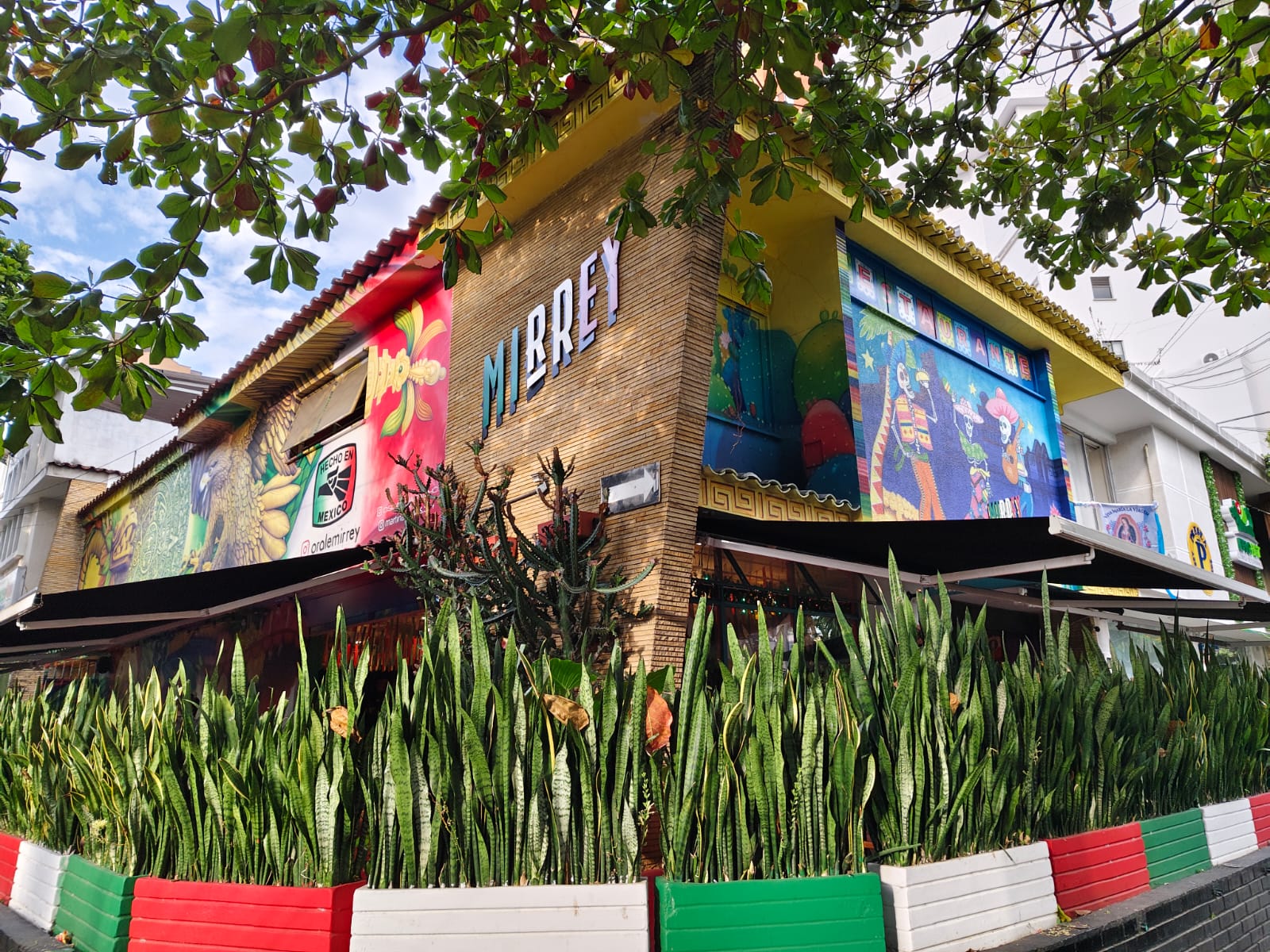 Fachada de Restaurante MirRey en Cabecera, Bucaramanga